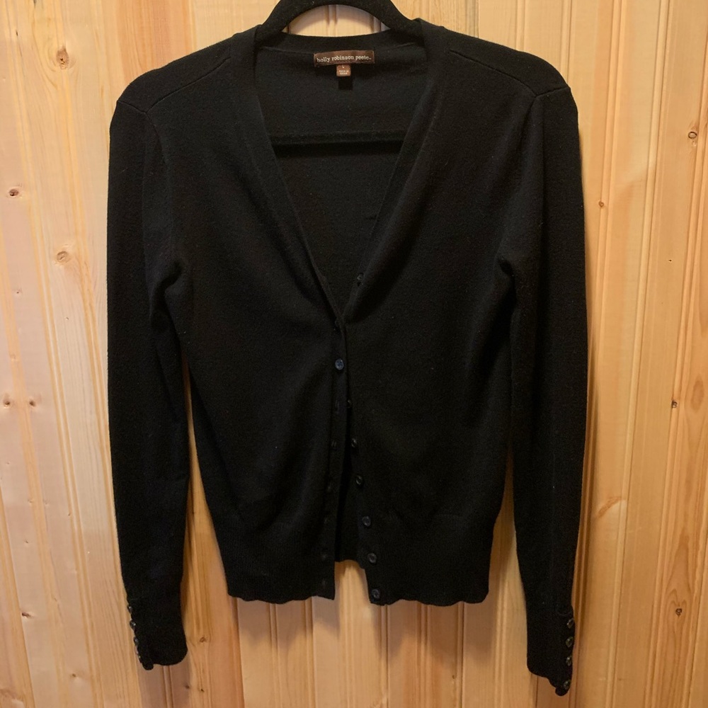 Black button up light sweater (Fits size medium)